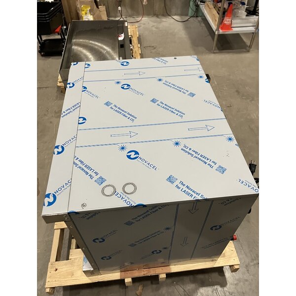 Scratch and Dent Vulcan VC4GD-2 1D150K Liquid Propane Single Deck Full Size Gas Convection Oven with Solid State Controls and Legs - 50,000 BTU