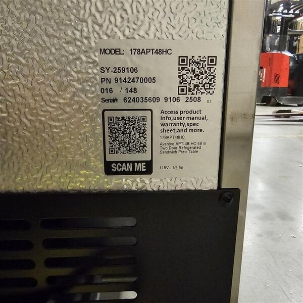 Scratch and Dent Avantco APT-48-HC 47" 2 Door Refrigerated Sandwich Prep Table