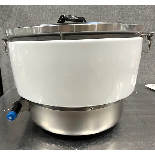 Scratch and Dent Town RM-55N-R Natural Gas 110 Cup (55 Cup Raw) Gas Rice Cooker and Warmer - 34,600 BTU