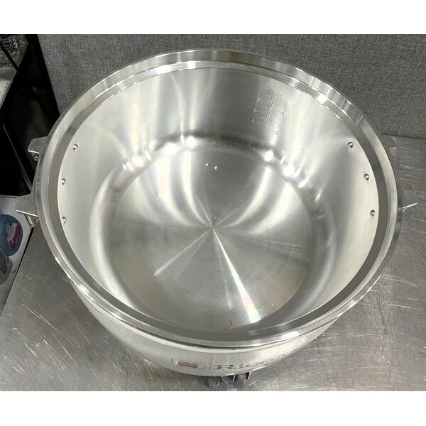 Scratch and Dent Town RM-55N-R Natural Gas 110 Cup (55 Cup Raw) Gas Rice Cooker and Warmer - 34,600 BTU