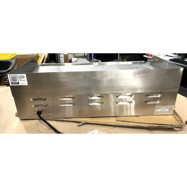 Scratch and Dent Avantco EG30N 30" Electric Countertop Griddle - 208/240V, 3375W-4500W