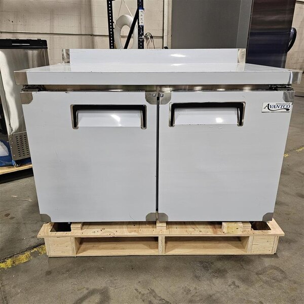 Scratch and Dent Avantco AWT-48F 48" Worktop Freezer with 3 1/2" Backsplash