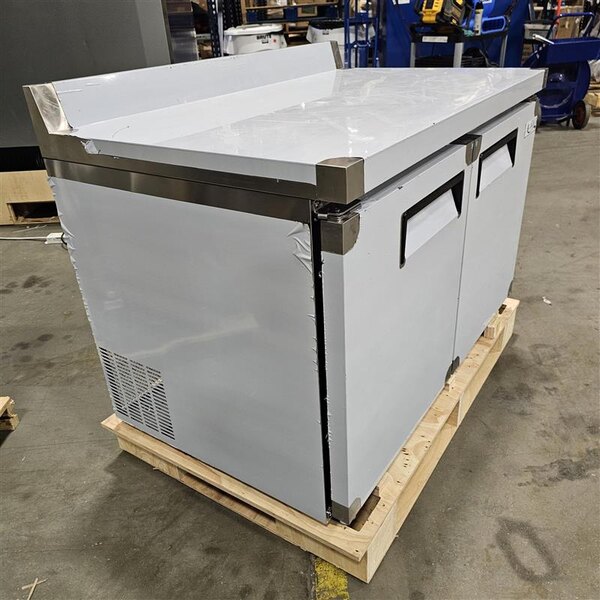 Scratch and Dent Avantco AWT-48F 48" Worktop Freezer with 3 1/2" Backsplash