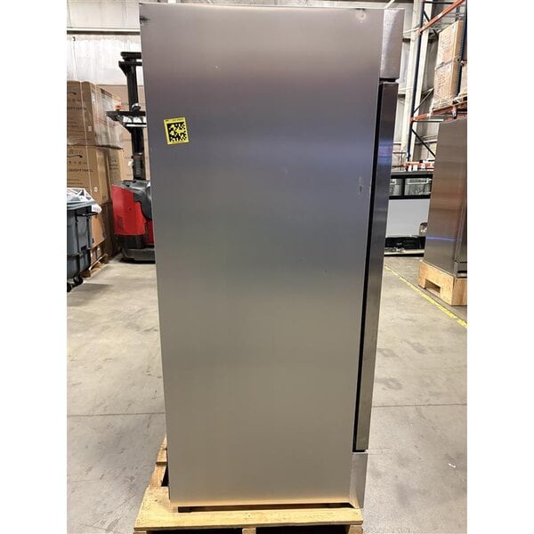 Scratch and Dent True TGN-2R-2S 57 5/8" Stainless Steel Solid Door Reach-In Refrigerator