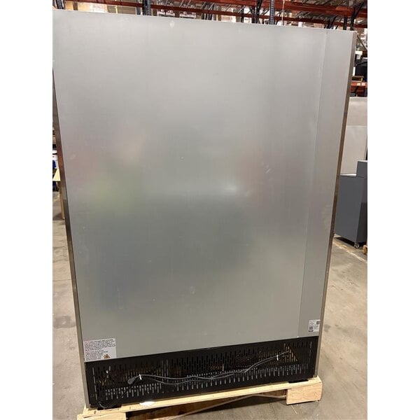 Scratch and Dent Avantco A-49F-HC 54" Solid Door Reach-In Freezer