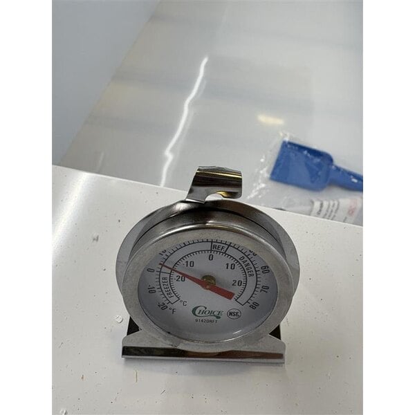 Scratch and Dent Excellence HB-20LDHC Dual Temperature Display Cabinet - 20 cu. ft.