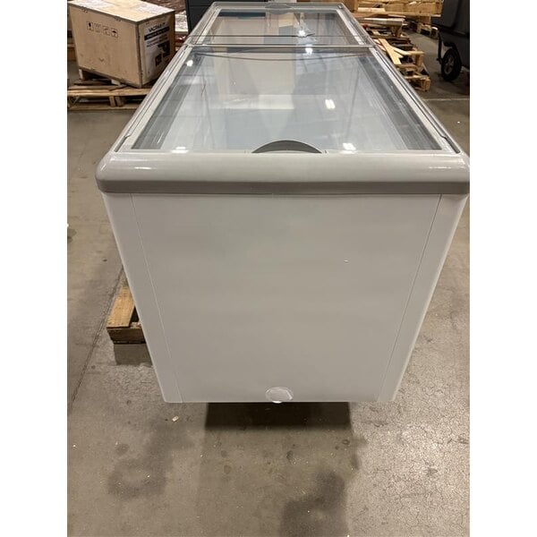 Scratch and Dent Excellence HB-20LDHC Dual Temperature Display Cabinet - 20 cu. ft.