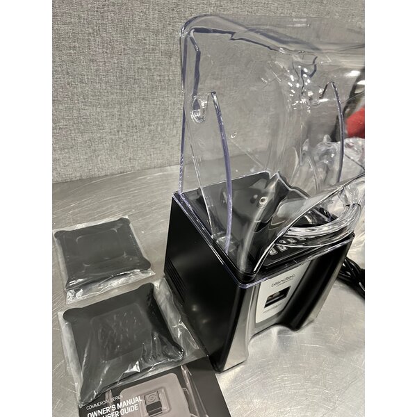Scratch and Dent Blendtec C825C11Q-A1DA1D Connoisseur 825 3.8 hp Blender with Sound Enclosure and 90 oz. WildSide+ Jar - 120V