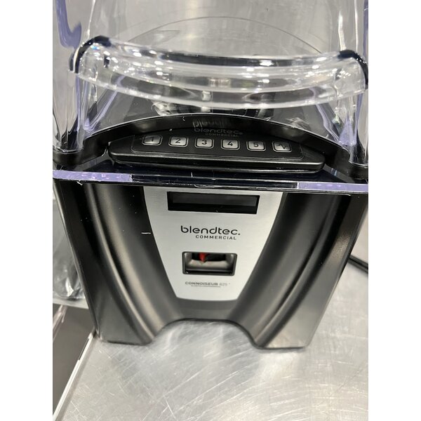 Scratch and Dent Blendtec C825C11Q-A1DA1D Connoisseur 825 3.8 hp Blender with Sound Enclosure and 90 oz. WildSide+ Jar - 120V