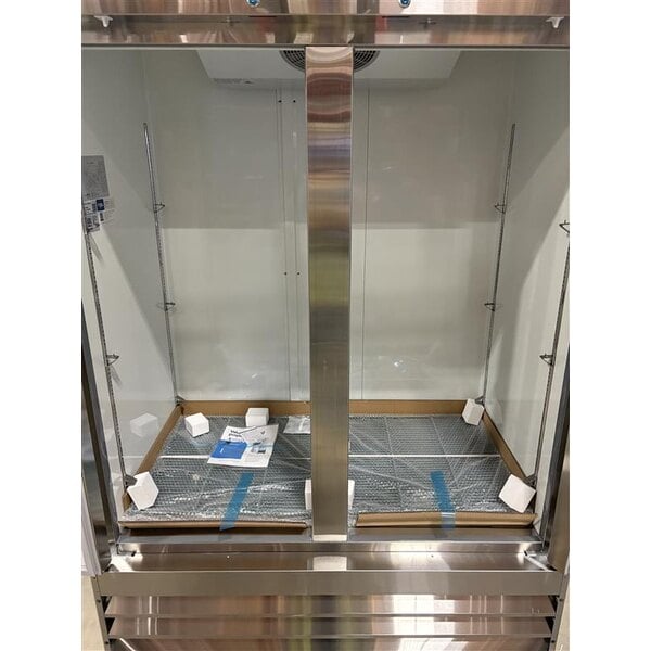 Scratch and Dent Avantco A-49F-HC 54" Solid Door Reach-In Freezer