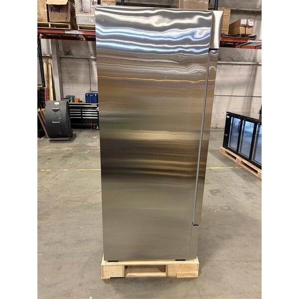 Scratch and Dent Avantco A-49F-HC 54" Solid Door Reach-In Freezer