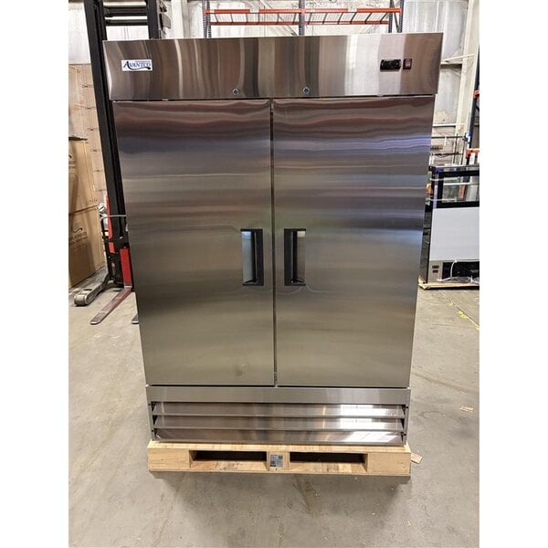 Scratch and Dent Avantco A-49F-HC 54" Solid Door Reach-In Freezer