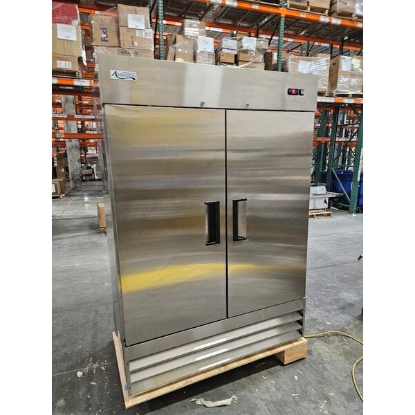 Scratch and Dent Avantco A-49F-HC 54" Solid Door Reach-In Freezer