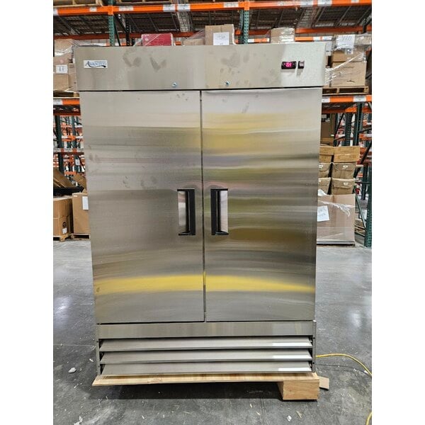 Scratch and Dent Avantco A-49F-HC 54" Solid Door Reach-In Freezer