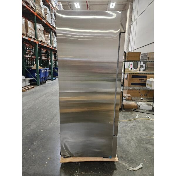 Scratch and Dent Avantco A-49F-HC 54" Solid Door Reach-In Freezer