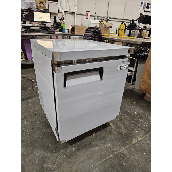 Scratch and Dent Avantco AU-27R 27" Undercounter Refrigerator