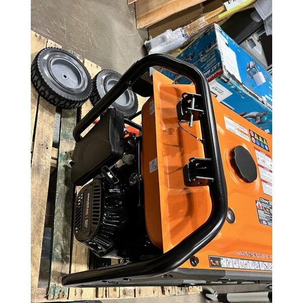 Scratch and Dent Generac GP8000E Electric Start Portable Generator 7715 - 8,000 / 10,000W, 120/240V