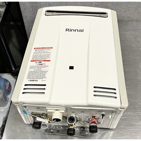Scratch and Dent Rinnai V53DeN Natural Gas Wall-Mounted Outdoor Tankless Water Heater - 120V, 120,000 BTU, 5.3 GPM