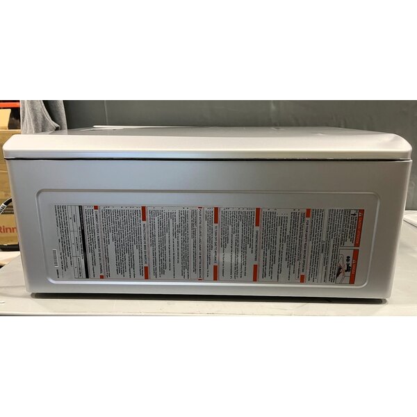 Scratch and Dent Rinnai SENSEI RXP199iN Natural Gas / Liquid Propane Wall-Mounted Indoor / Outdoor Tankless Water Heater with Recirculation Pump - 120V, 199,000 BTU, 11.0 GPM