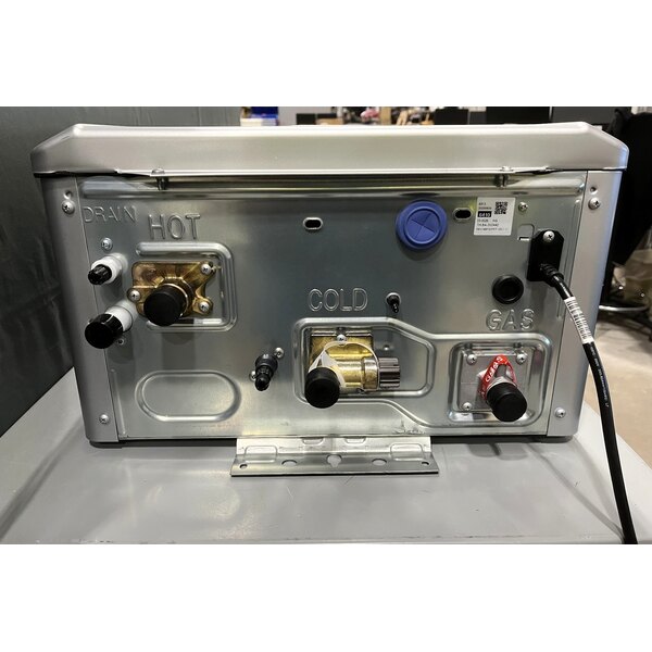 Scratch and Dent Rinnai SENSEI RXP199iN Natural Gas / Liquid Propane Wall-Mounted Indoor / Outdoor Tankless Water Heater with Recirculation Pump - 120V, 199,000 BTU, 11.0 GPM