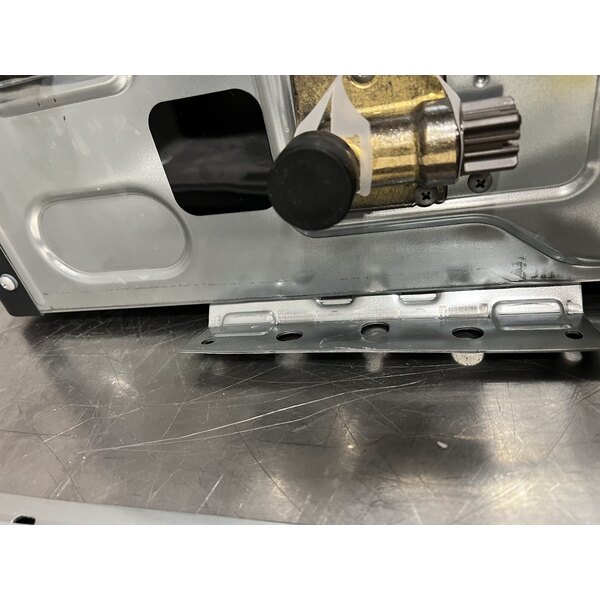 Scratch and Dent Rinnai SENSEI CX160iN Natural Gas / Liquid Propane Wall-Mounted Indoor / Outdoor Tankless Water Heater - 120V, 160,000 BTU, 9.0 GPM