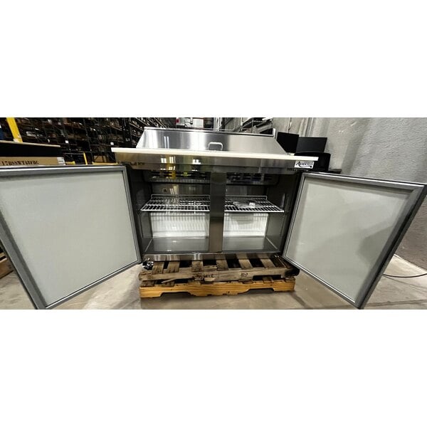 Scratch and Dent Avantco APT-48-HC 47" 2 Door Refrigerated Sandwich Prep Table