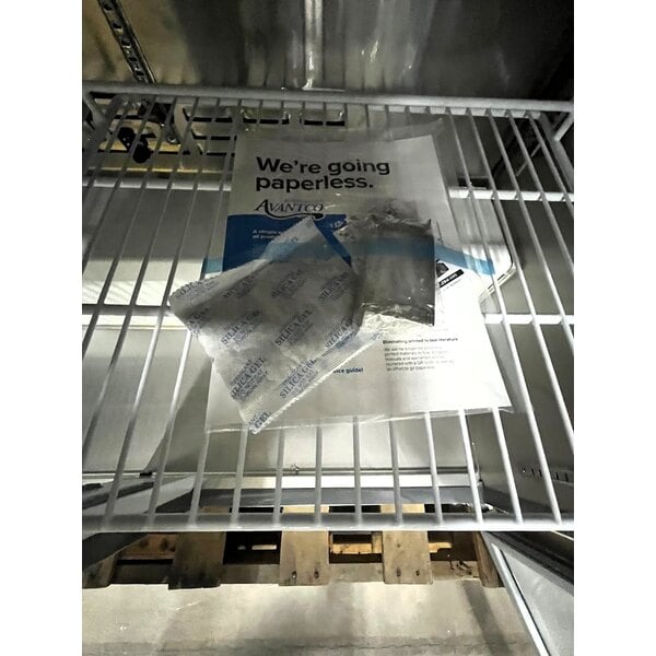 Scratch and Dent Avantco APT-48-HC 47" 2 Door Refrigerated Sandwich Prep Table