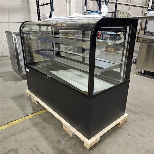 Scratch and Dent Avantco BCD-60 60" Curved Glass Black Dry Bakery Display Case
