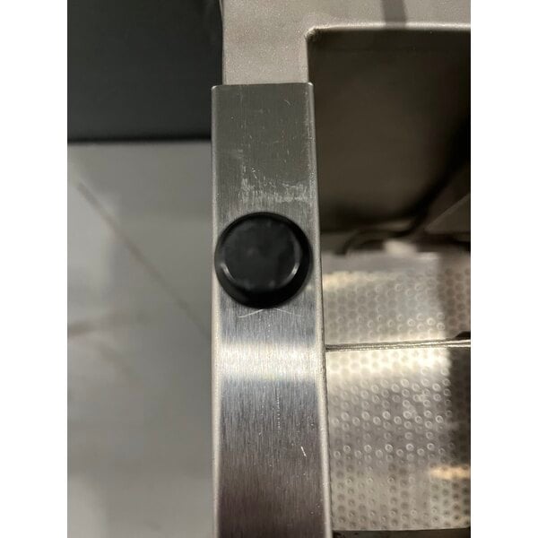 Scratch and Dent Carnival King CDF17A 37 lb. Corn Dog Fryer - 120V, 1800W