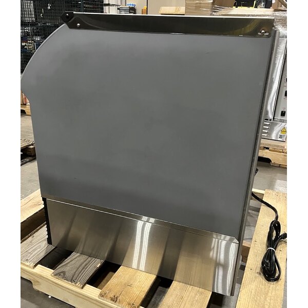 Scratch and Dent Ice-O-Matic CIMU300HA90 30 3/8" Air-Cooled Undercounter Half Dice Cube Ice Machine with 112 lb. Bin - 302 lb., 115V