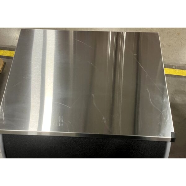 Scratch and Dent Ice-O-Matic CIMU300HA90 30 3/8" Air-Cooled Undercounter Half Dice Cube Ice Machine with 112 lb. Bin - 302 lb., 115V