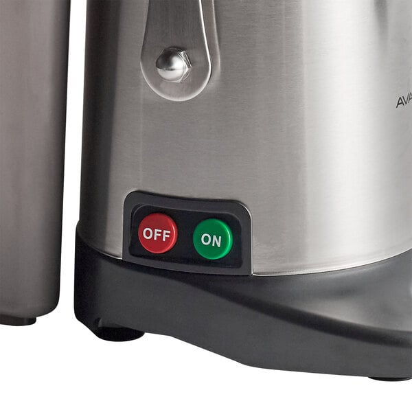 Scratch and Dent AvaMix JE700 Continuous Feed Juice Extractor with Pulp Ejection - 120V