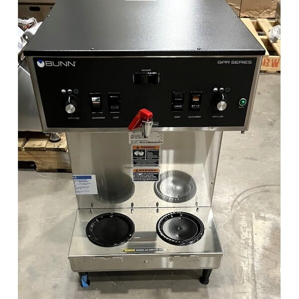Scratch and Dent Bunn 20900.0011 Dual GPR-DBC 18.9 Gallon Dual Coffee Brewer - 120/240V, 6,890W