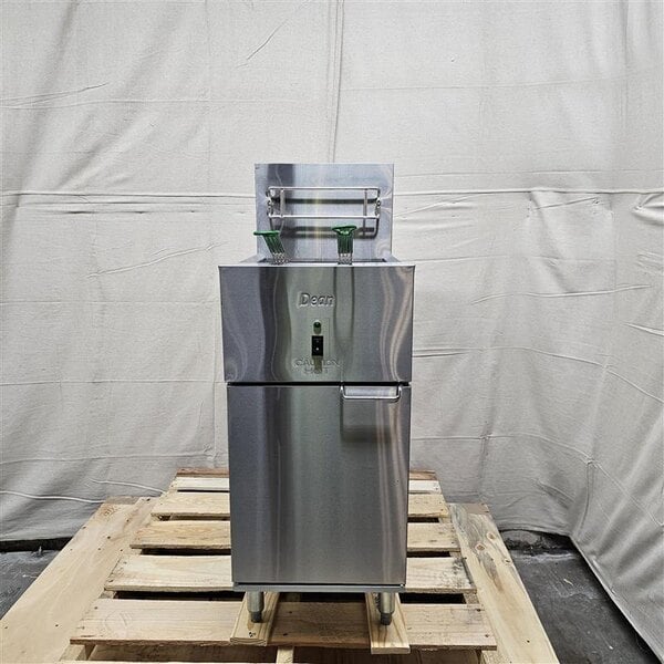 Scratch and Dent Dean by Frymaster SR114E Super Runner Economy 40 lb. Electric Floor Fryer - 240V, 1 Phase