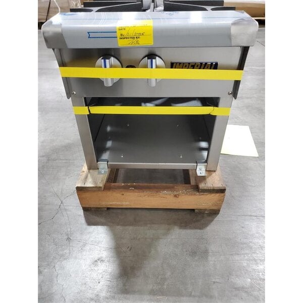 Scratch and Dent Imperial Range ISPA-18 Natural Gas Stock Pot Range - 90,000 BTU