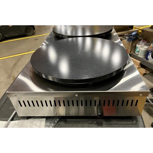Scratch and Dent Carnival King TCM16DBL 16" Dual Non-Stick Crepe Maker - 208/240V