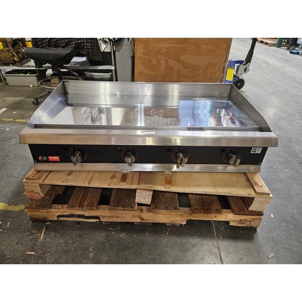 Scratch and Dent Cooking Performance Group GTU-CPG-48-N Ultra Series 48" Chrome Plated Natural Gas 4-Burner Countertop Griddle - 120,000 BTU