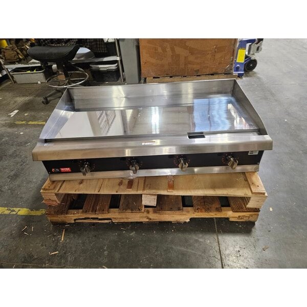 Scratch and Dent Cooking Performance Group GTU-CPG-48-N Ultra Series 48" Chrome Plated Natural Gas 4-Burner Countertop Griddle - 120,000 BTU