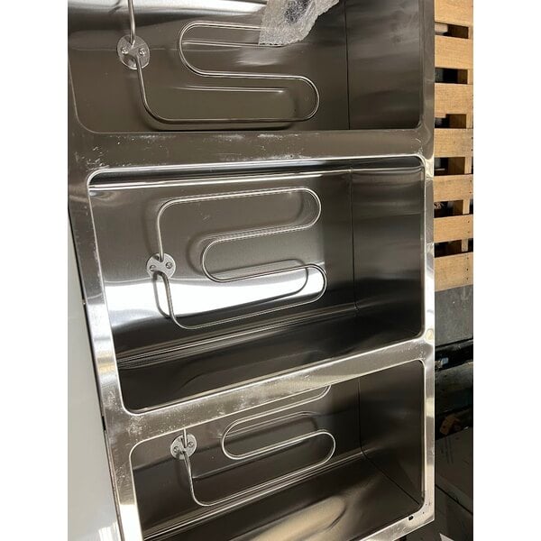 Scratch and Dent Avantco STE-3S Three Pan Open Well Electric Steam Table with Undershelf - 120V, 1500W