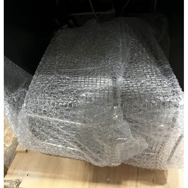 Scratch and Dent Avantco F4-ES-N 45-50 lb. Natural Gas Stainless Steel Floor Fryer - 85,000 BTU