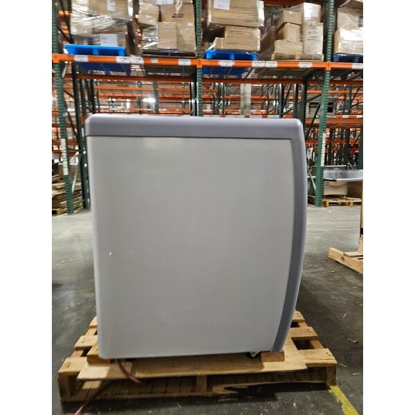 Scratch and Dent Avantco ADC-12-N 71" Customizable Ice Cream Dipping Cabinet