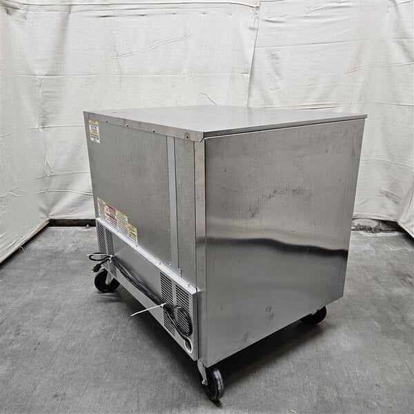 Scratch and Dent Beverage-Air UCRD36AHC-2 36" Undercounter Refrigerator with 2 Drawers