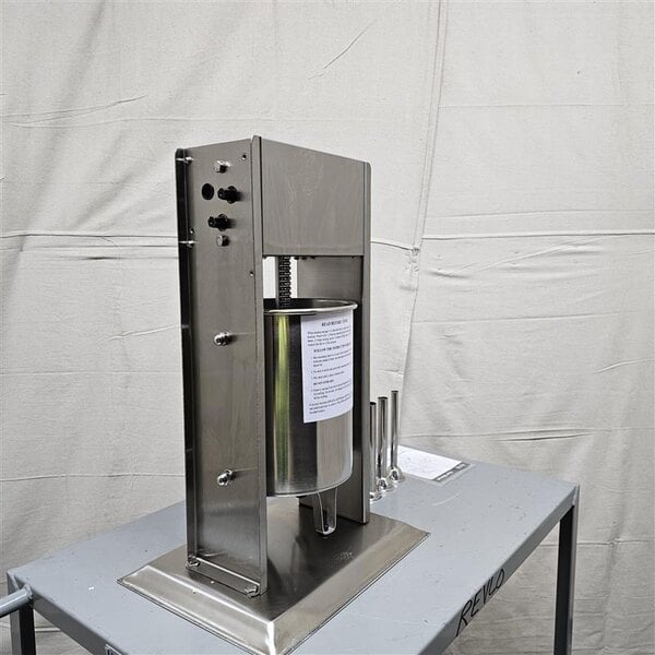 Scratch and Dent Avantco 20 lb. Stainless Steel Vertical Manual Sausage Stuffer with 5/8", 7/8", 1 1/4", and 1 1/2" Stainless Steel Funnels