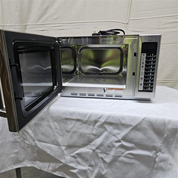 Scratch and Dent Amana RCS10TS Stackable Commercial Microwave with Push Button Controls - 120V, 1000W