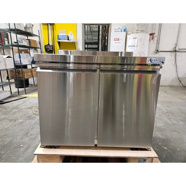 Scratch and Dent Avantco SS-WT-36R-HC 36" Stainless Steel ADA Height Worktop Refrigerator with 3 1/2" Backsplash