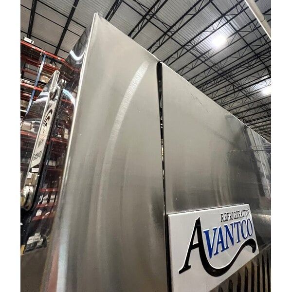 Scratch and Dent Avantco Z1-F-HC 29" Solid Door Stainless Steel Reach-In Freezer