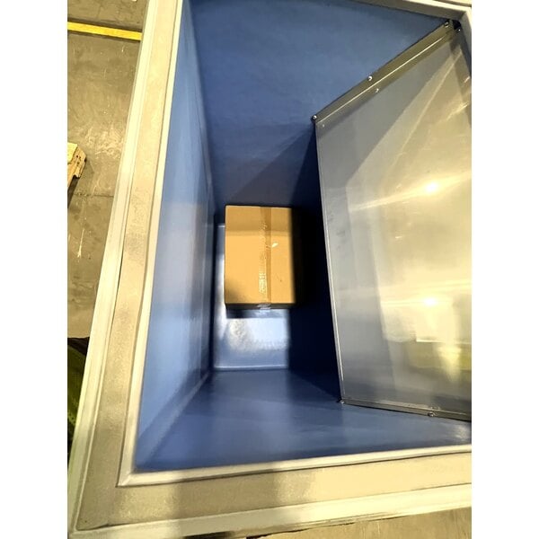 Scratch and Dent Avantco Ice BIN27530 30" Ice Storage Bin - 375 lb.