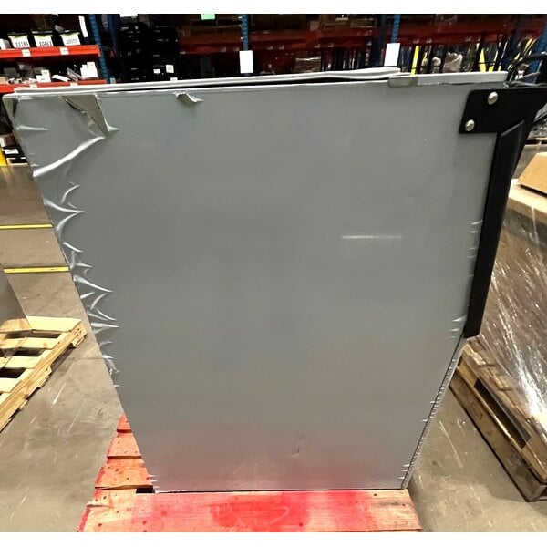 Scratch and Dent Avantco Ice BIN27530 30" Ice Storage Bin - 375 lb.