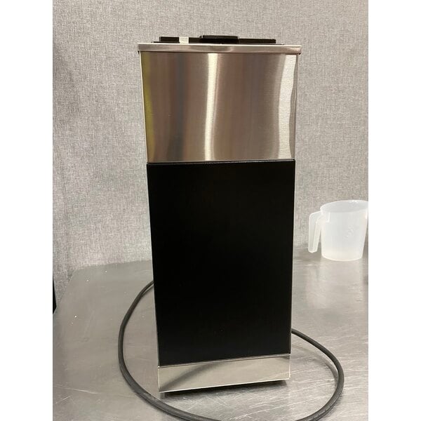 Scratch and Dent Bunn 33200.0015 VPR Black 12 Cup Pourover Coffee Brewer with 1 Upper and 1 Lower Warmer and 2 Glass Decanters - 120V