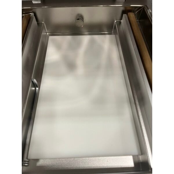 Scratch and Dent VacPak-It VMC32 Chamber Vacuum Packaging Machine with Two 16" Seal Bars and Oil Pump